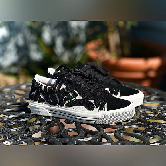 Vans Other - Vans — Vans x Anderson .Paak Malibu SID DX Shoes